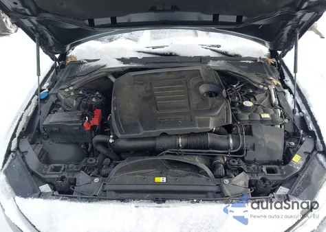 2019 Jaguar Xe 25T Landmark from USA, damaged, VIN SAJAP4FX9KCP50849